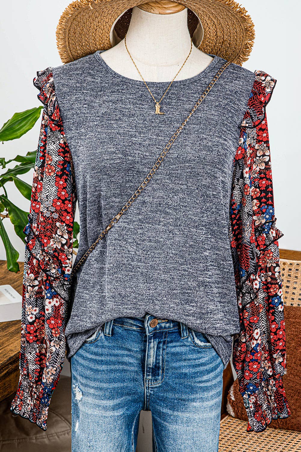 Fashion-W Contrast Ruffle Floral Sleeve Top