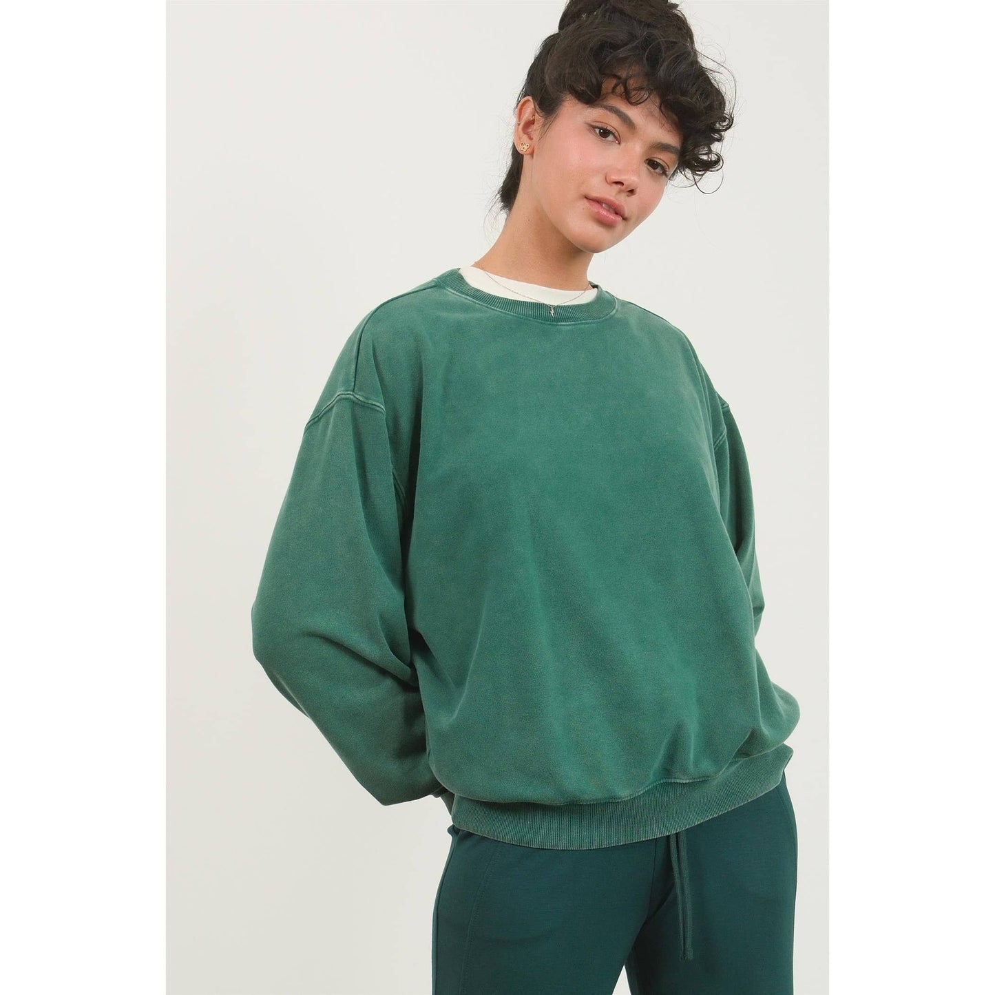 DZ24E438-Drop Shoulders Crew Neck Sweatshirt