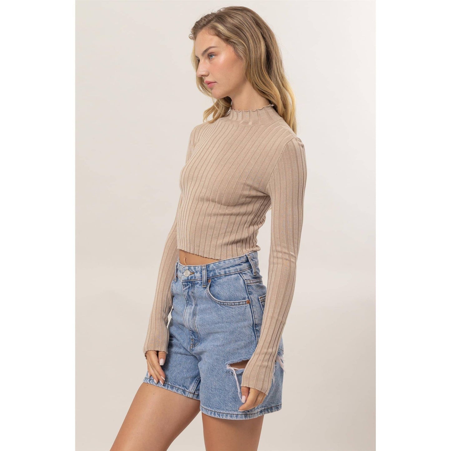 DZ24E451-MOCK NECK RIBBED KNIT CROP TOP