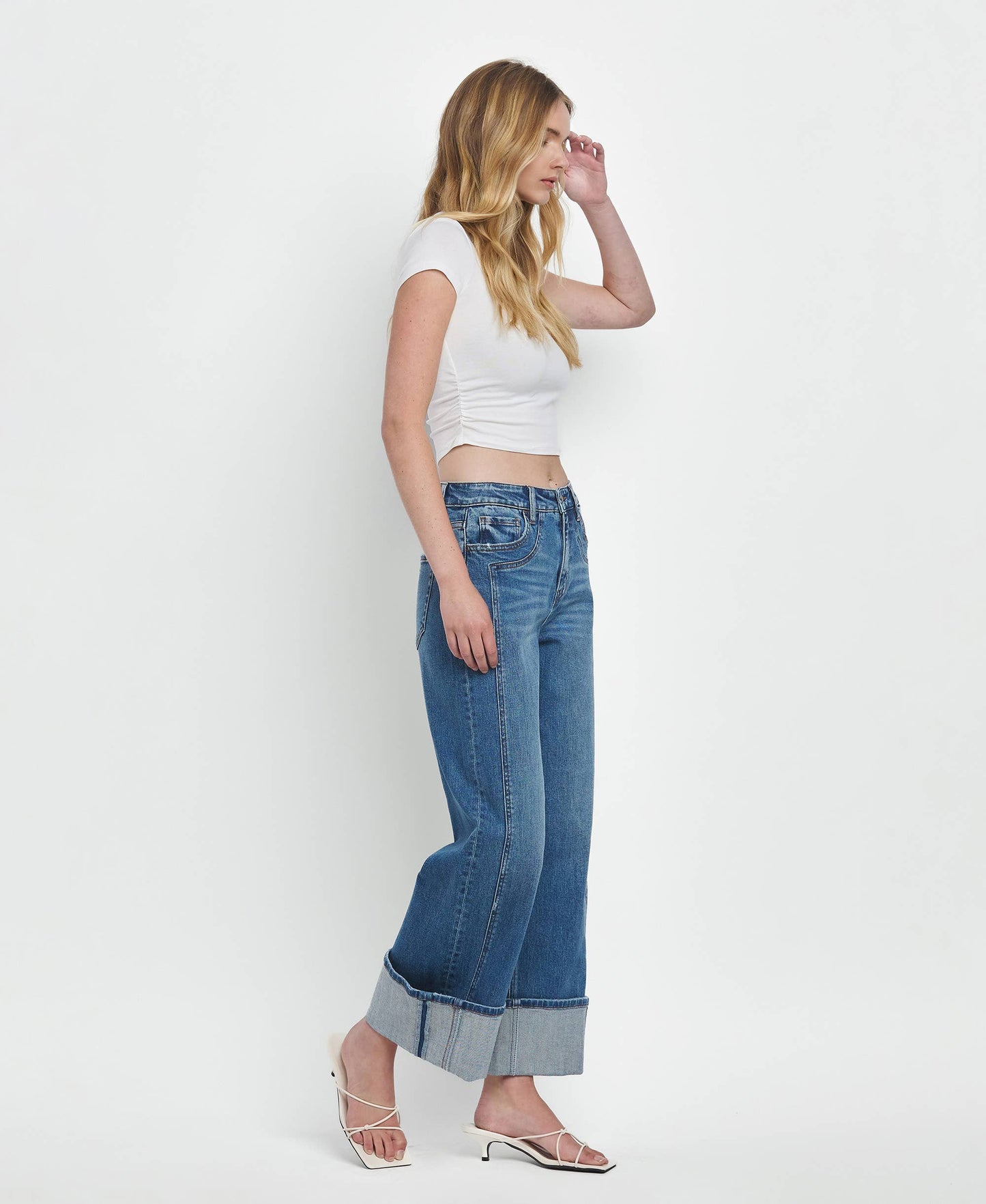 SUPER HIGH RISE CUFFED BAGGY WIDE JEANS F5856