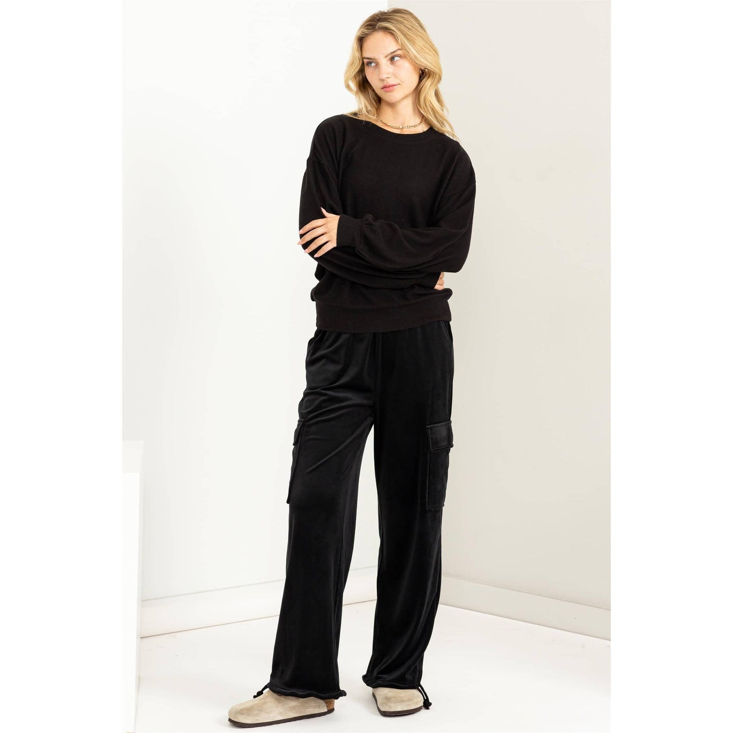 DZ23G158-Round Neck Balloon Sleeve Sweatshirt