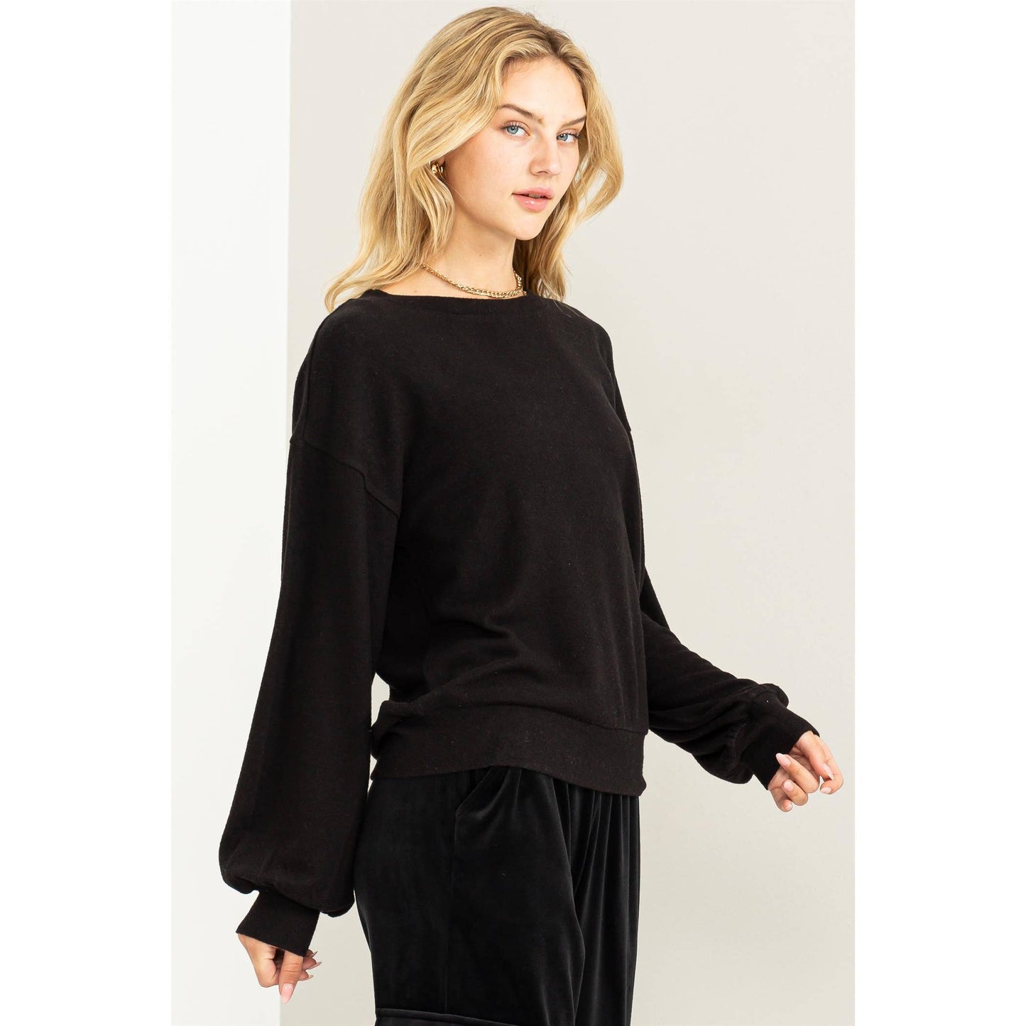 DZ23G158-Round Neck Balloon Sleeve Sweatshirt