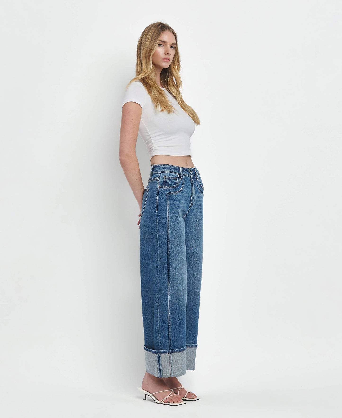 SUPER HIGH RISE CUFFED BAGGY WIDE JEANS F5856