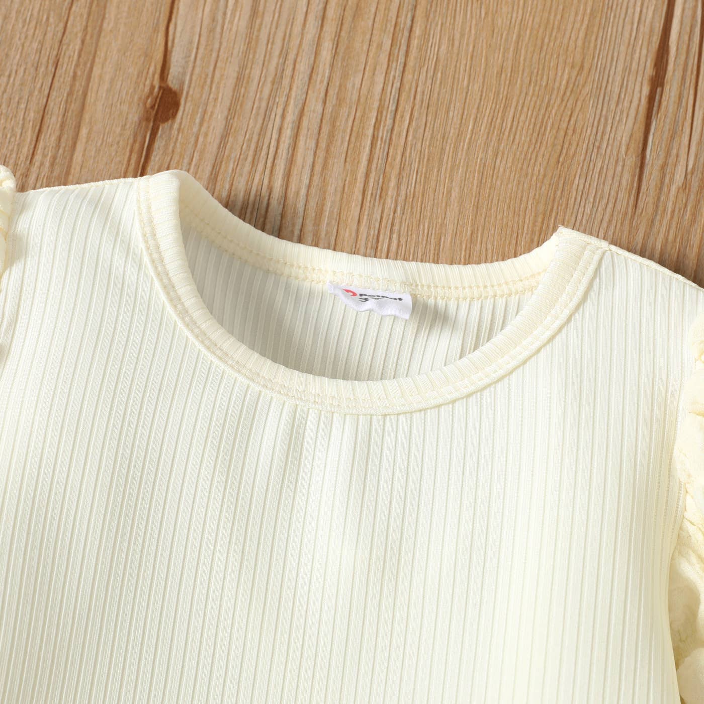 Girl Textured Ribbed Long Puff-sleeve Solid Color Tee
