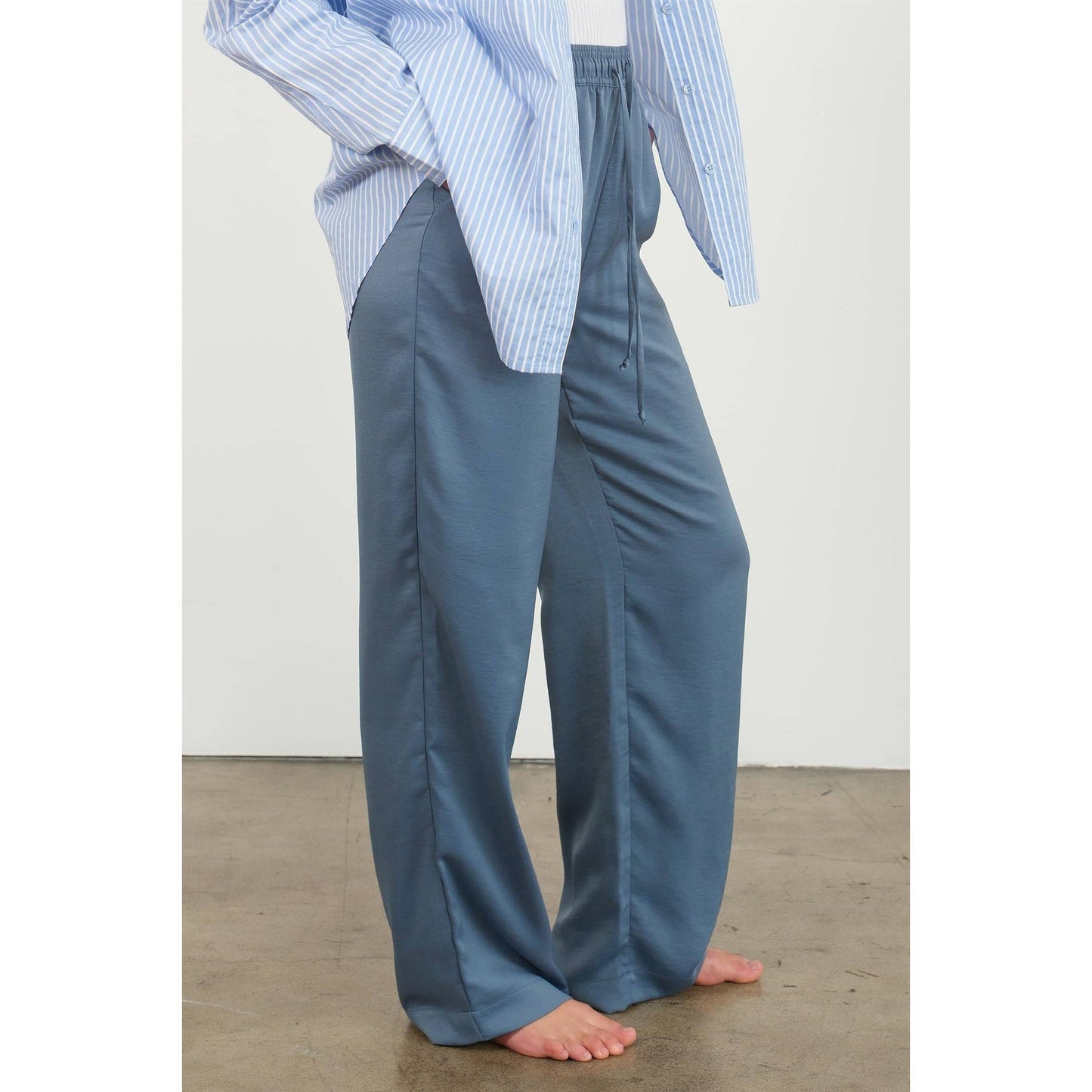 DZ24F305-RELAXED DRAWSTRING WAIST PANTS