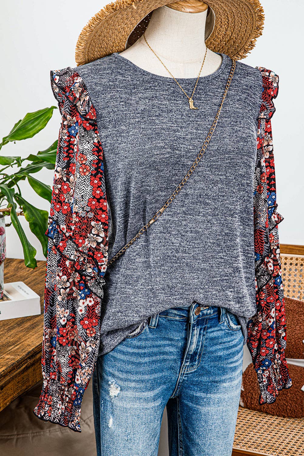 Fashion-W Contrast Ruffle Floral Sleeve Top