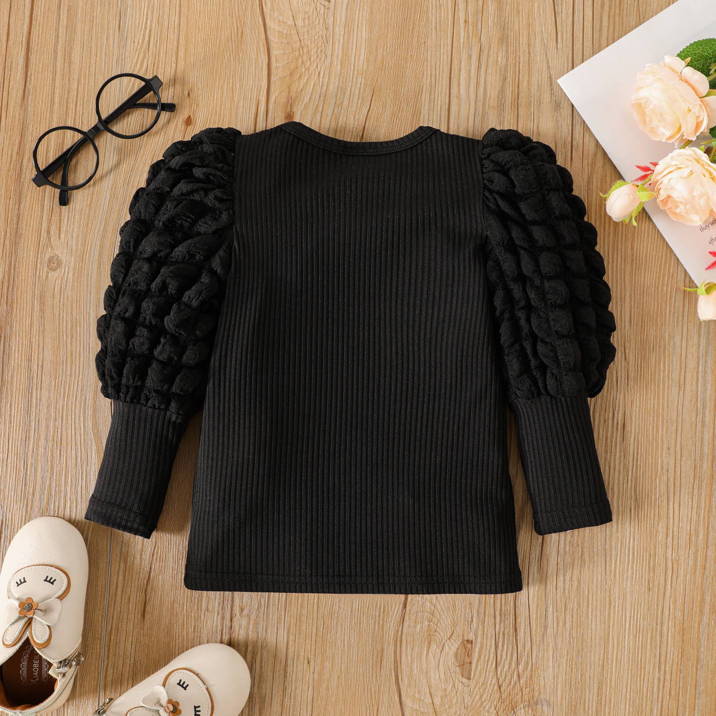 Girl Textured Ribbed Long Puff-sleeve Solid Color Tee