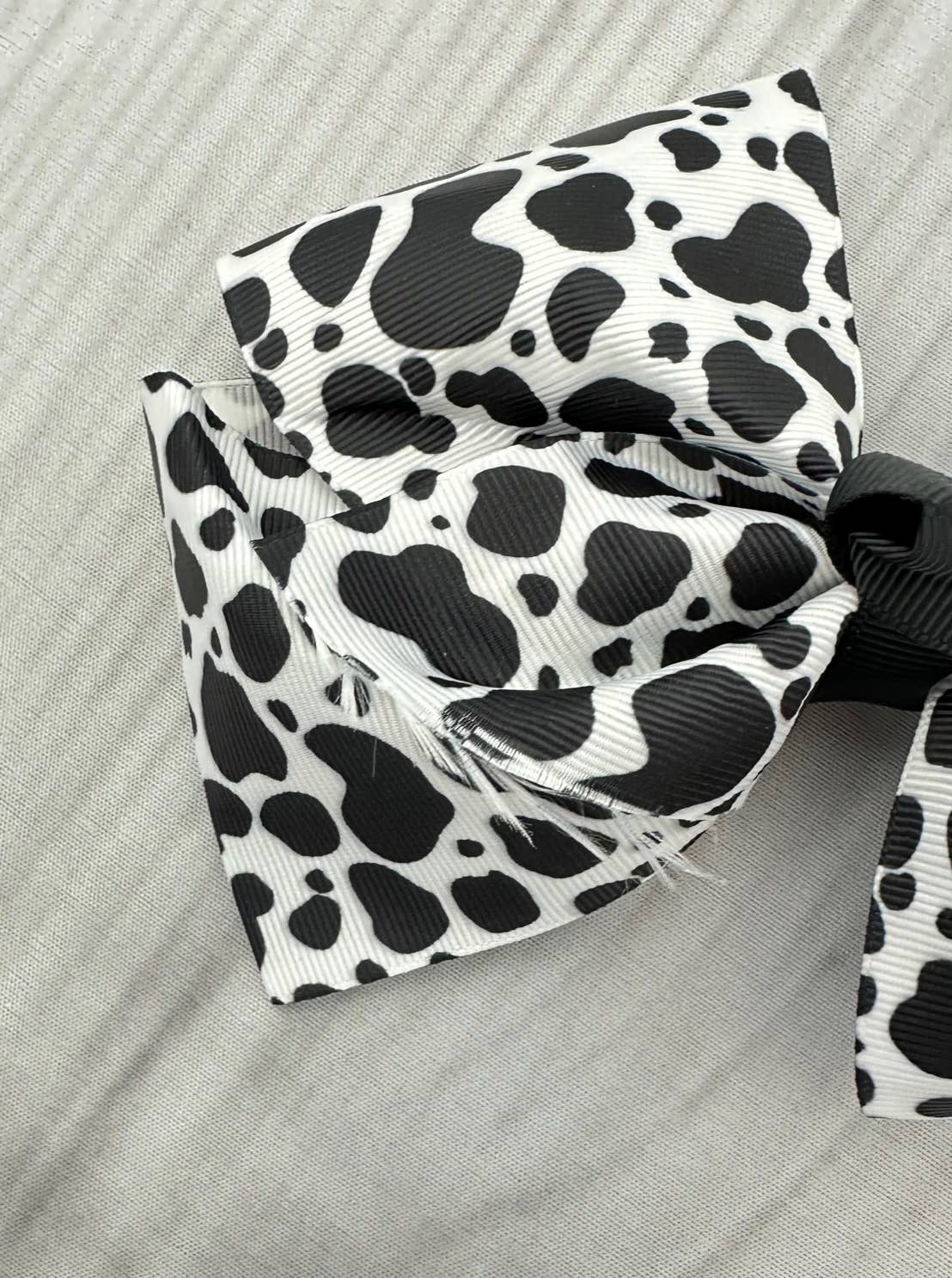 20 Cow Print Hair Bows - 1 Pack