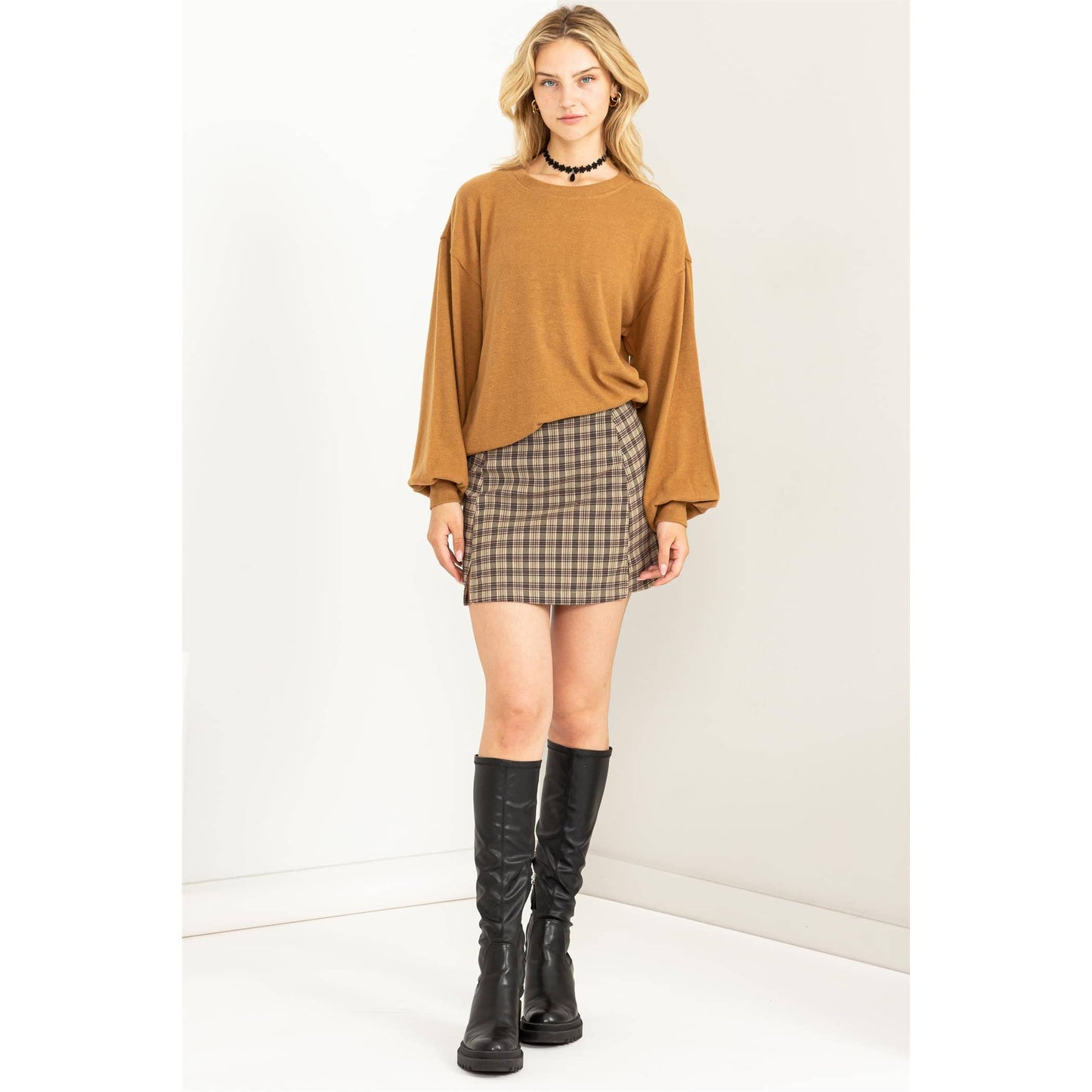 DZ23G158-Round Neck Balloon Sleeve Sweatshirt