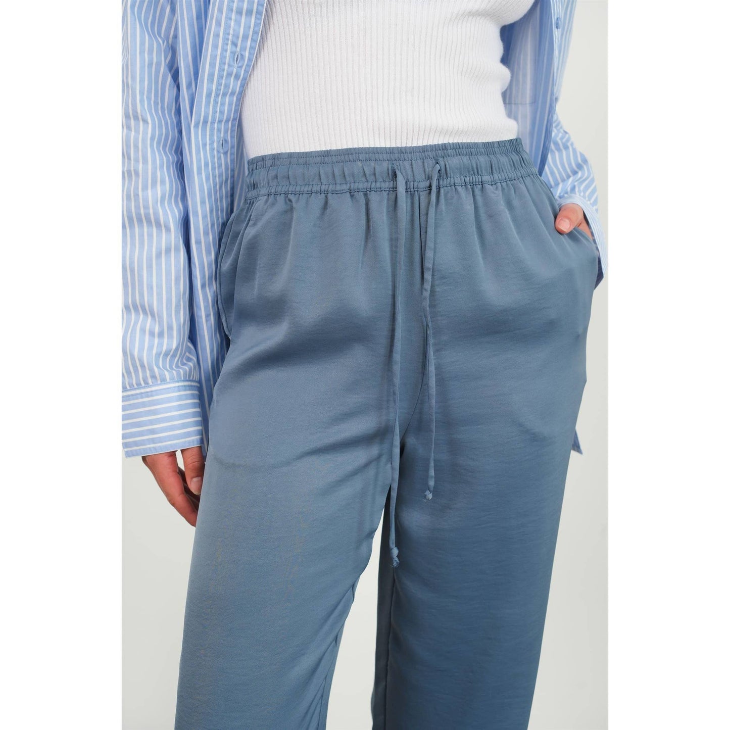 DZ24F305-RELAXED DRAWSTRING WAIST PANTS