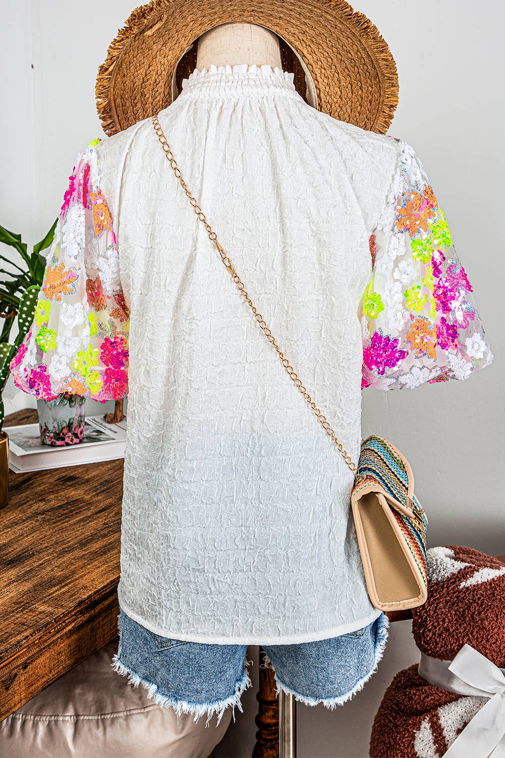 Fashion-W Smocked Collar Sequin Flower Textured Top