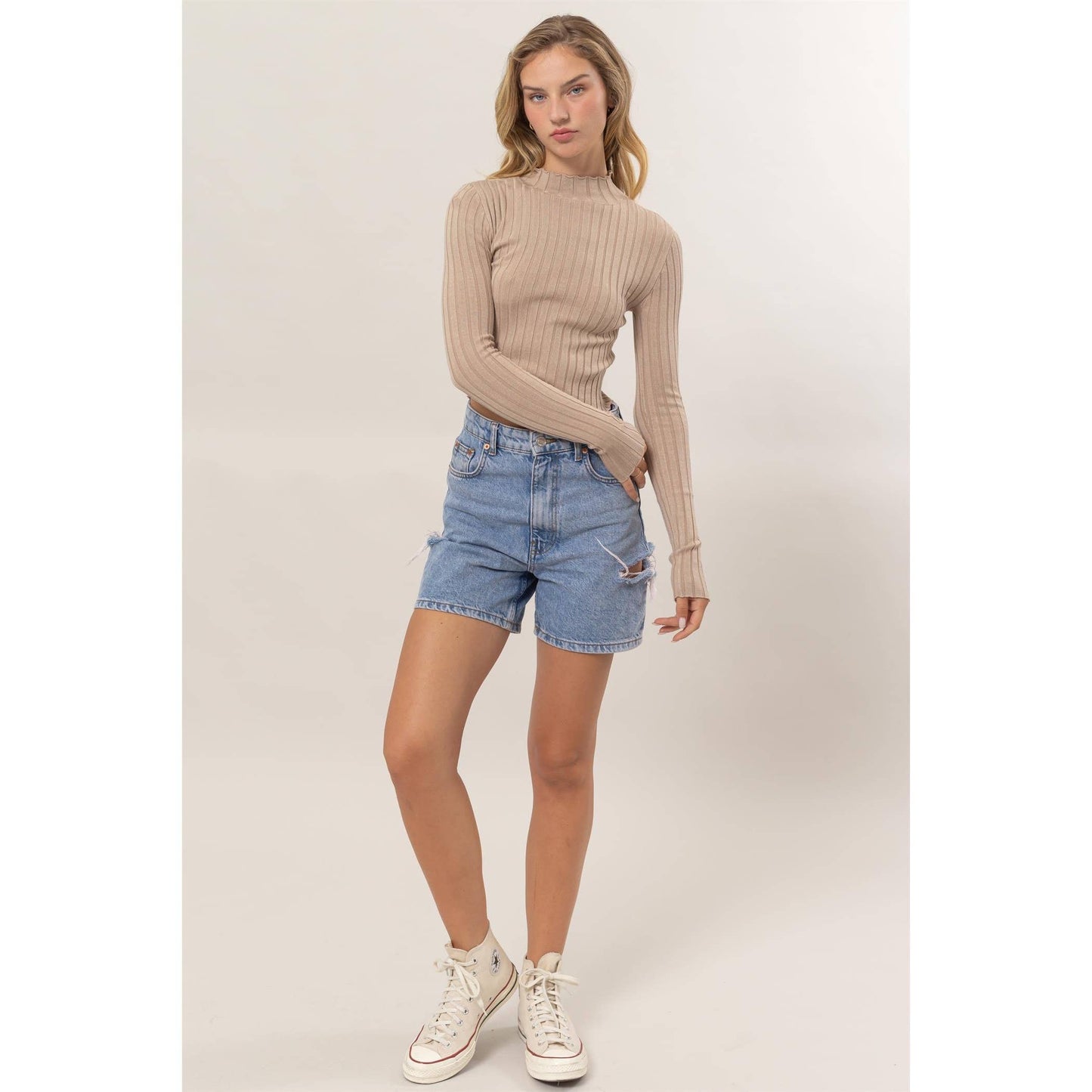 DZ24E451-MOCK NECK RIBBED KNIT CROP TOP