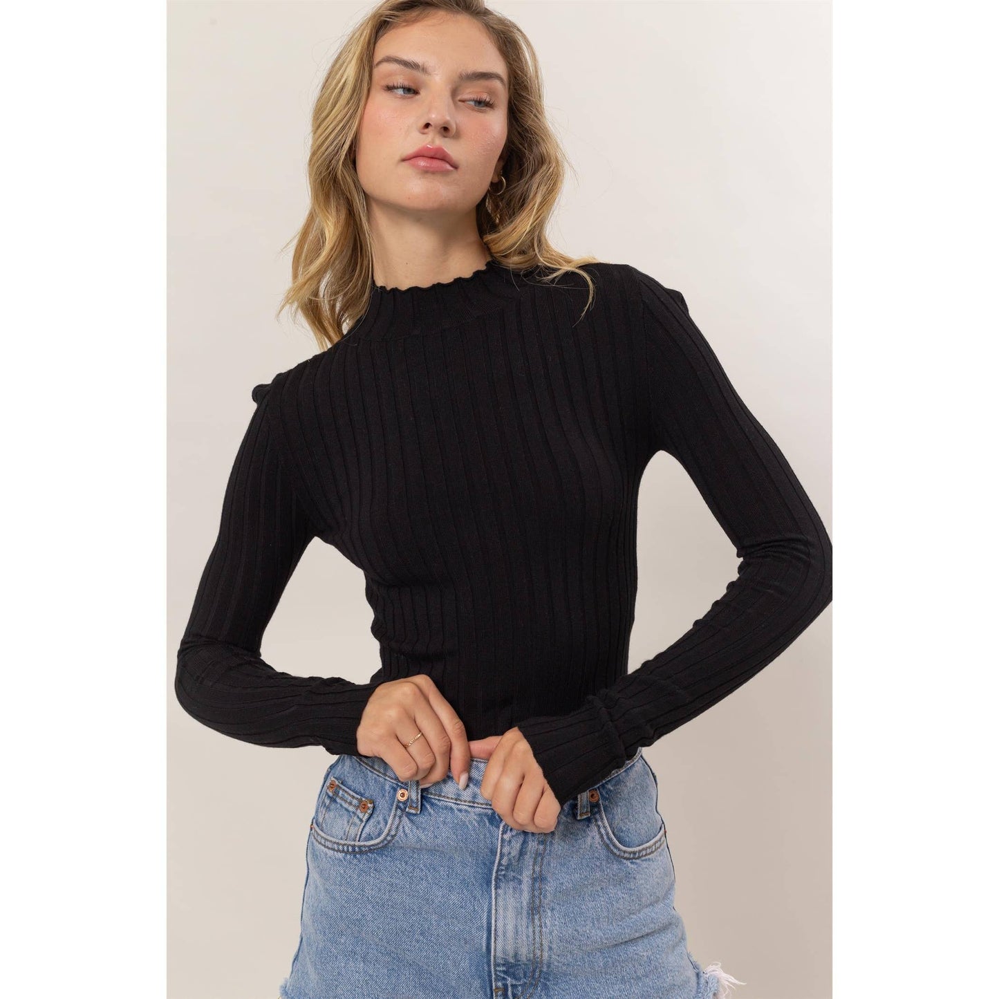 DZ24E451-MOCK NECK RIBBED KNIT CROP TOP