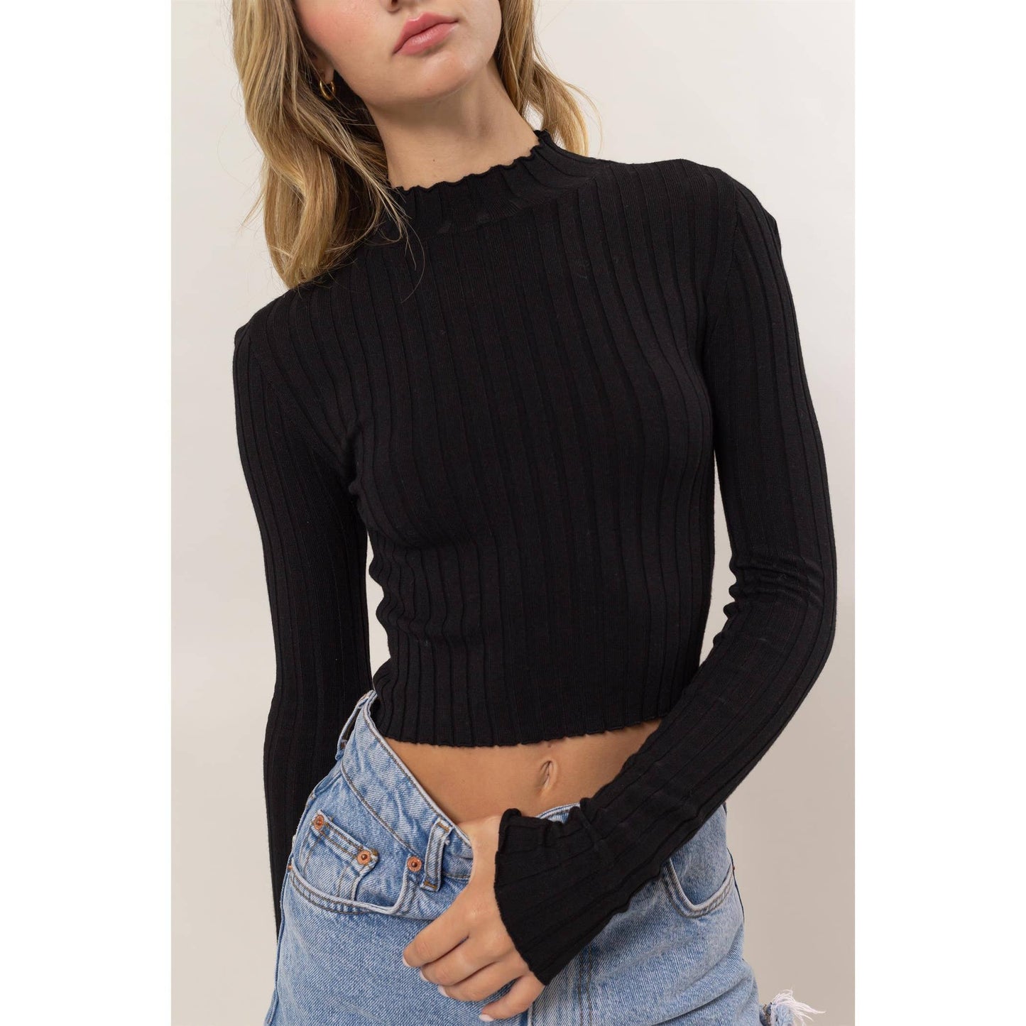 DZ24E451-MOCK NECK RIBBED KNIT CROP TOP