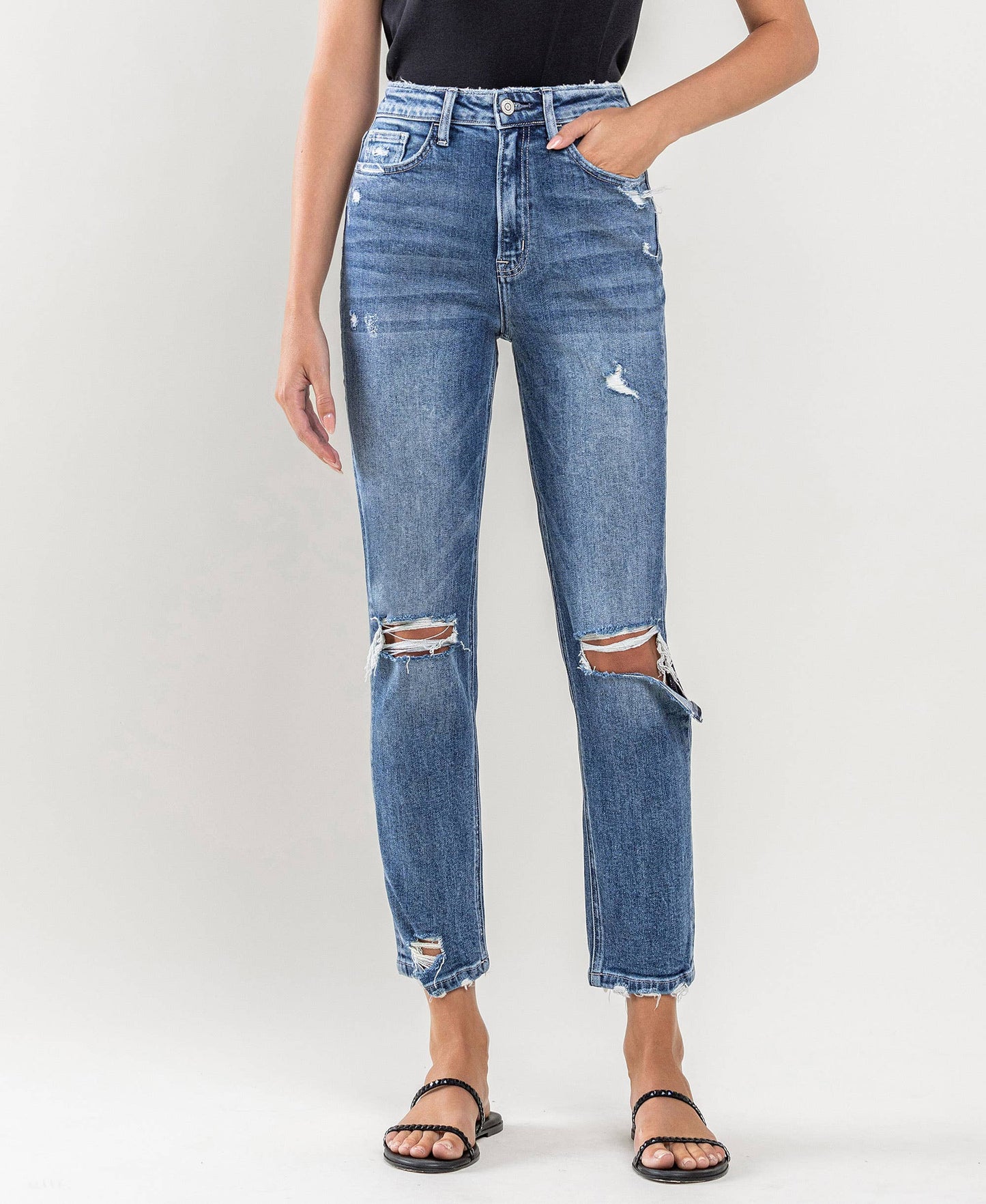 SUPER HIGH RISE DISTRESSED MOM JEANS F4134