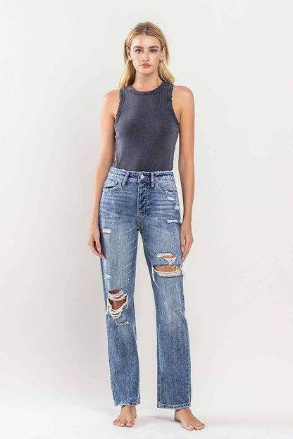 SUPER HIGH RISE DISTRESSED STRAIGHT JEANS Y3913